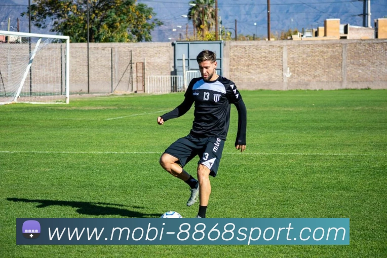 利物浦以7200万欧元成功签下雅凯切尔西未能竞争其顶级天赋