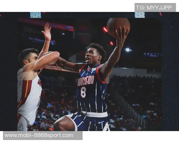 张佳玮分析杰伦布朗东部表现如SGA般稳定且得分能力持续提升 张佳玮分析杰伦布朗东部表现如SGA般稳定且得分能力持续提升